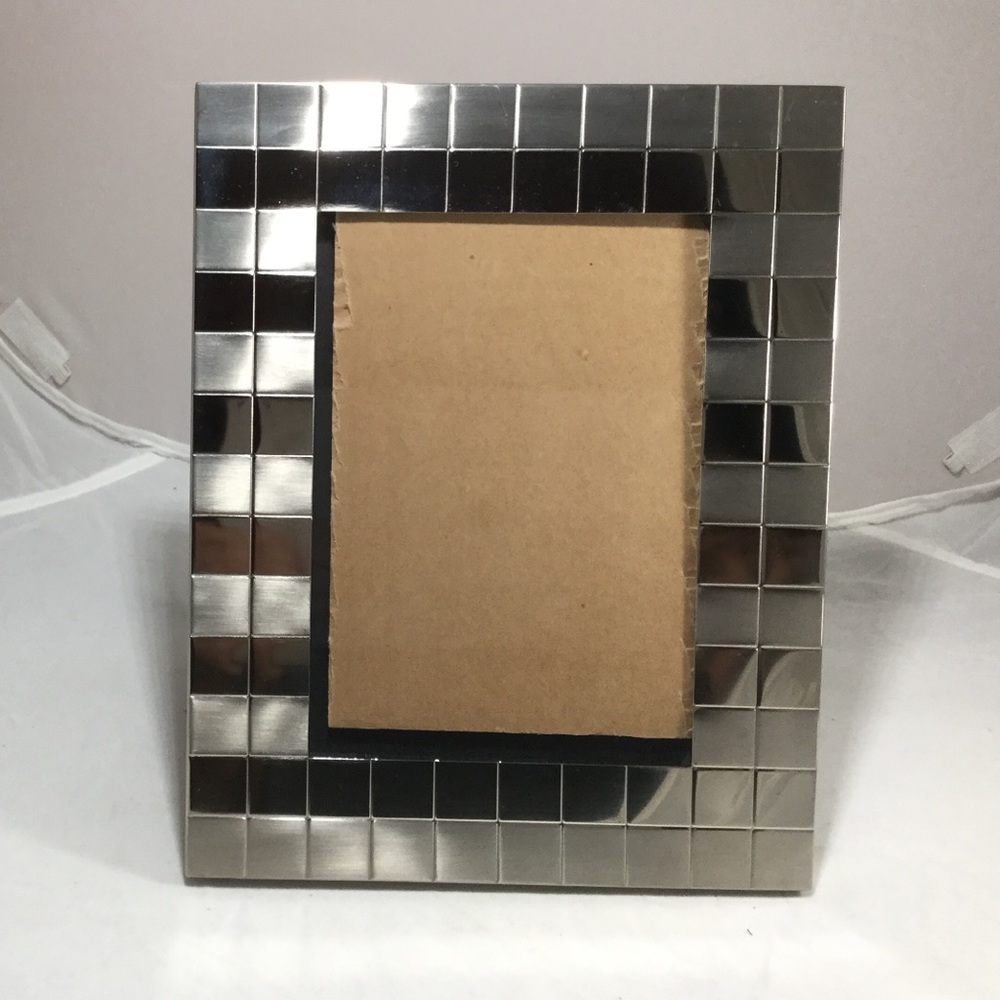 Modern Silver Picture Frame